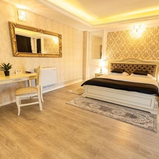 Grand Baroc 4*