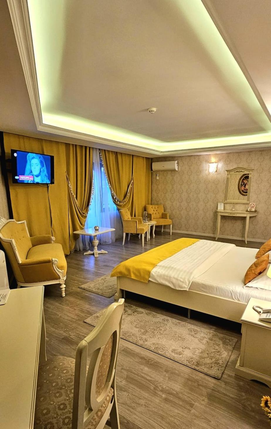 Hotel Grand Baroc 4*